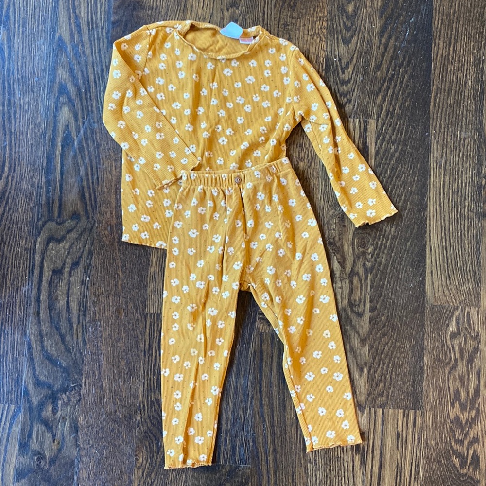 Like new! Zara 18-24 months floral set